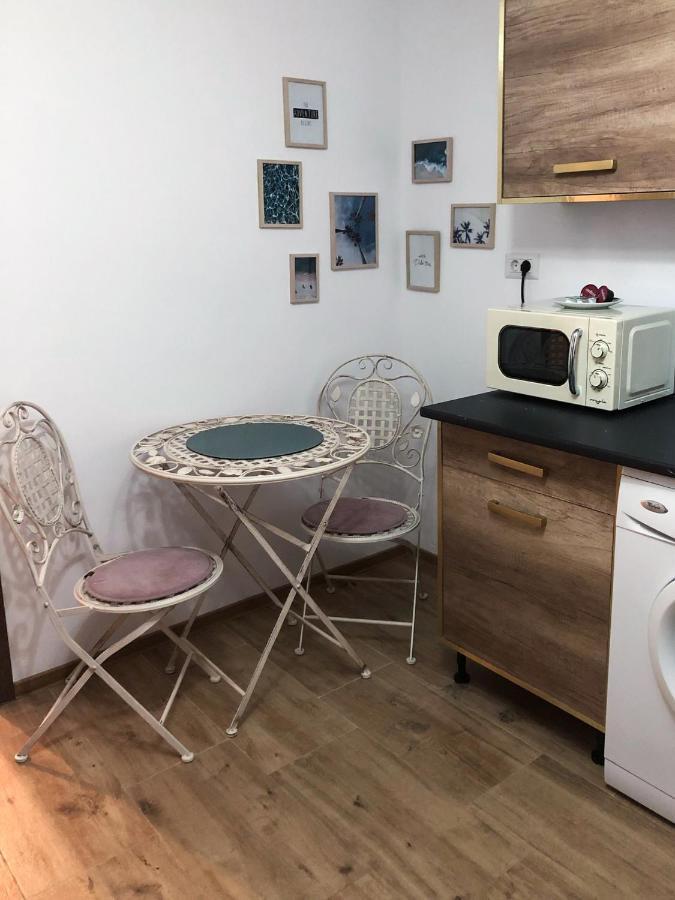 Ultra Central Apartment, Free Parking Oradea - Stray Cats Buitenkant foto